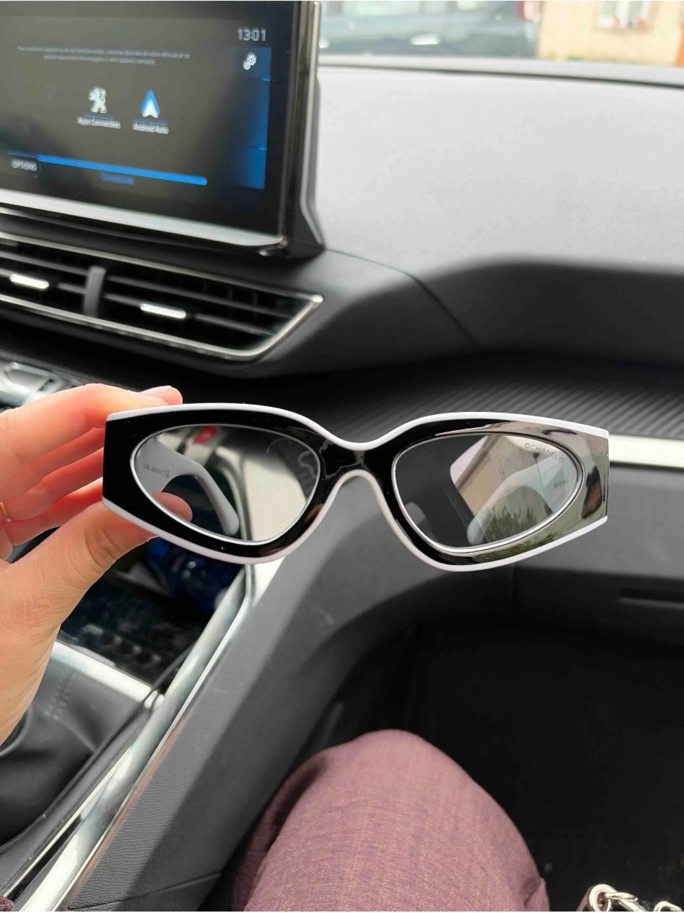 CHANEL Black and White Cat-Eye Sunglasses